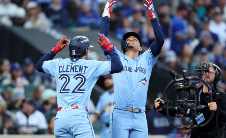  Blue Jays destroy Mariners to make ALCS a lot more interesting