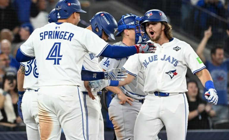  Watch: Dramatic grand slam breaks open World Series Game 1