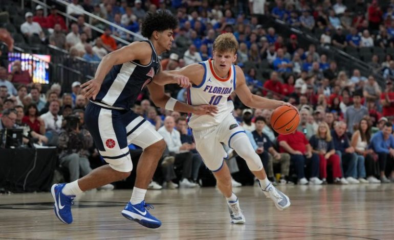  Florida learns NCAA title defense won’t be easy in loss to Arizona