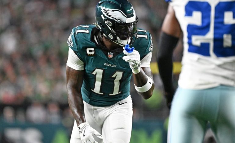  AJ Brown stands by livestream comments criticizing Eagles’ offense
