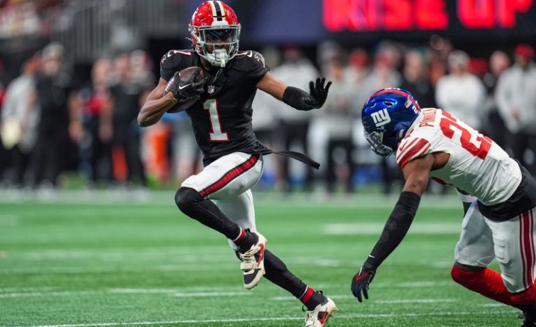  Here are 16 players to start or sit for fantasy football Week 12